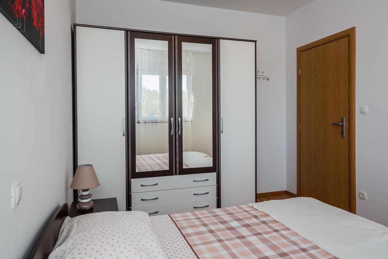 Nada Apartment *