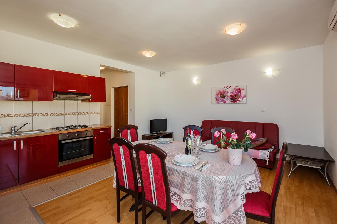 Nada Apartment Trogir